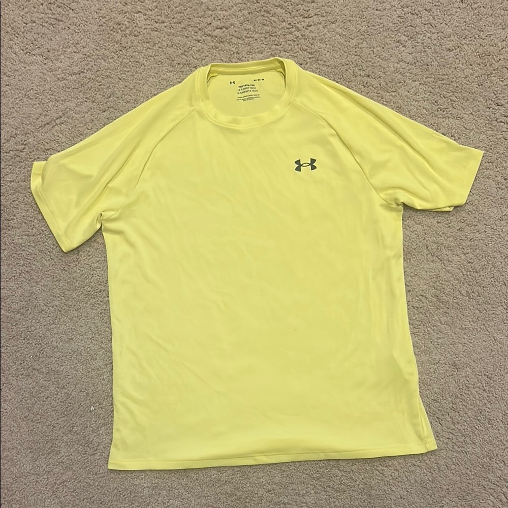 Under Armour Yellow Short Sleeve Tee Performance Shirt